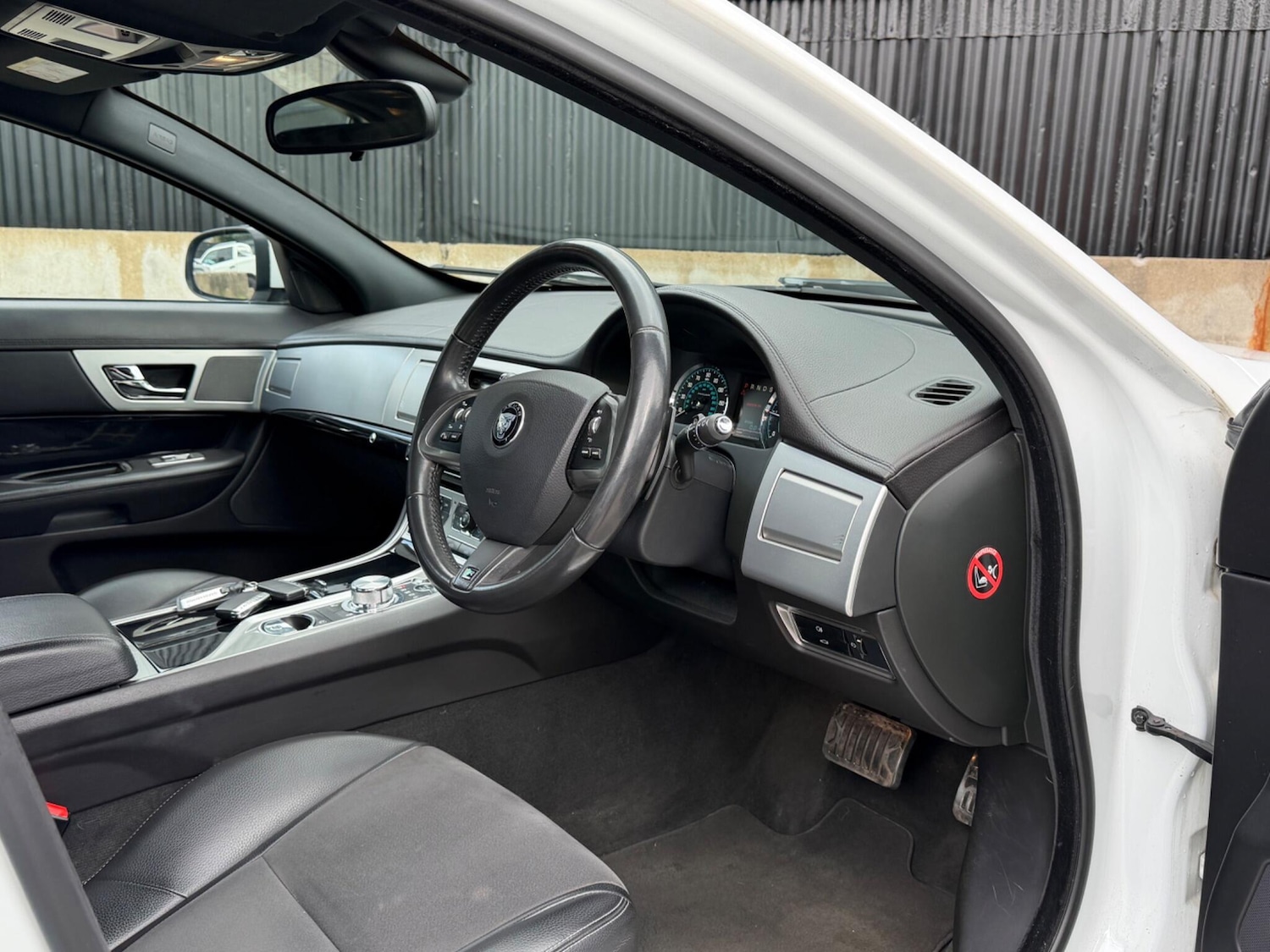 Used Jaguar XF 2014 for sale - 78116503: Photo 21