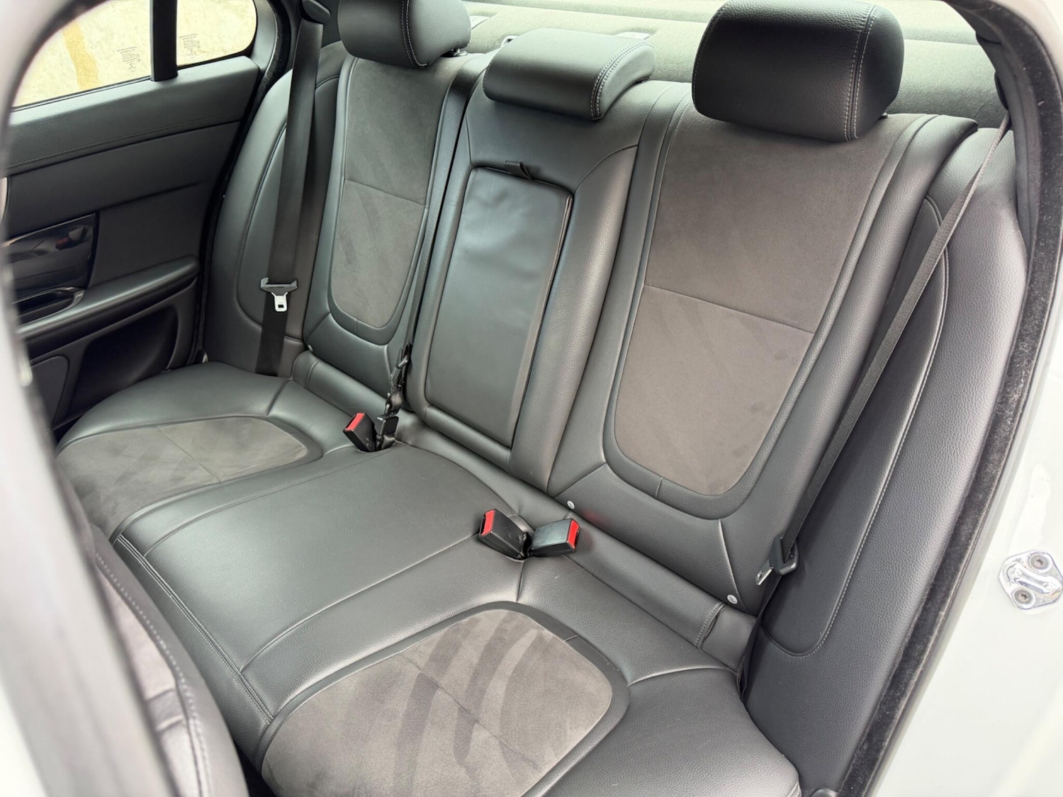 Used Jaguar XF 2014 for sale - 78116503: Photo 25