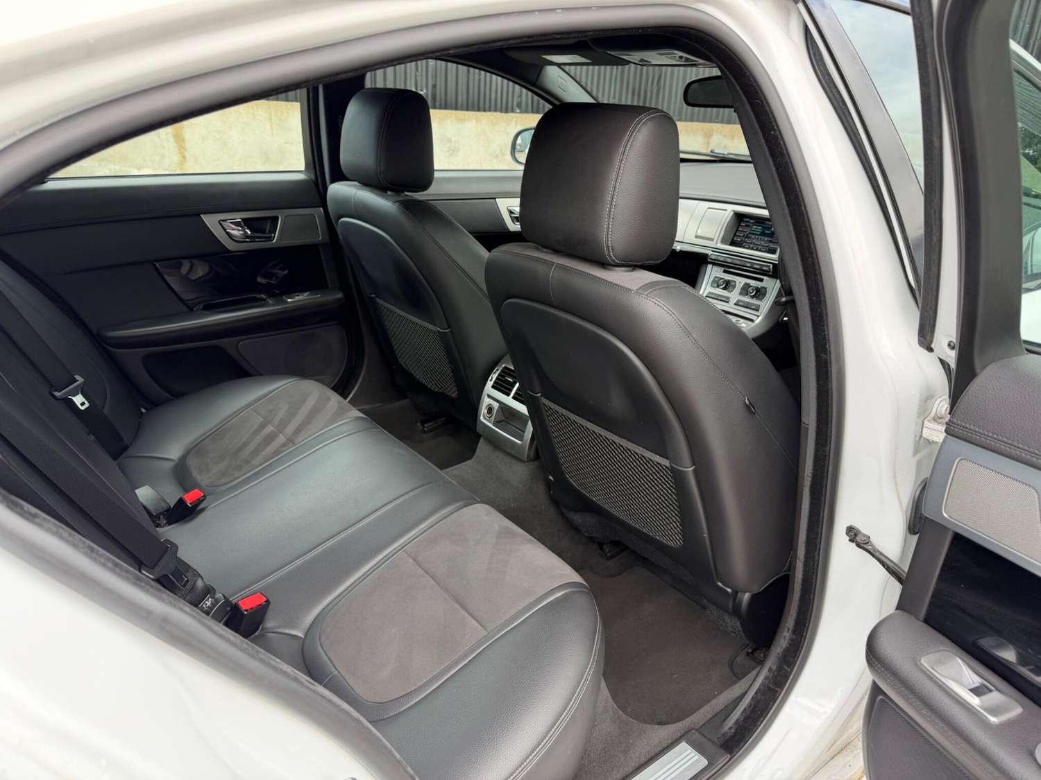 Used Jaguar XF 2014 for sale - 78116503: Photo 28