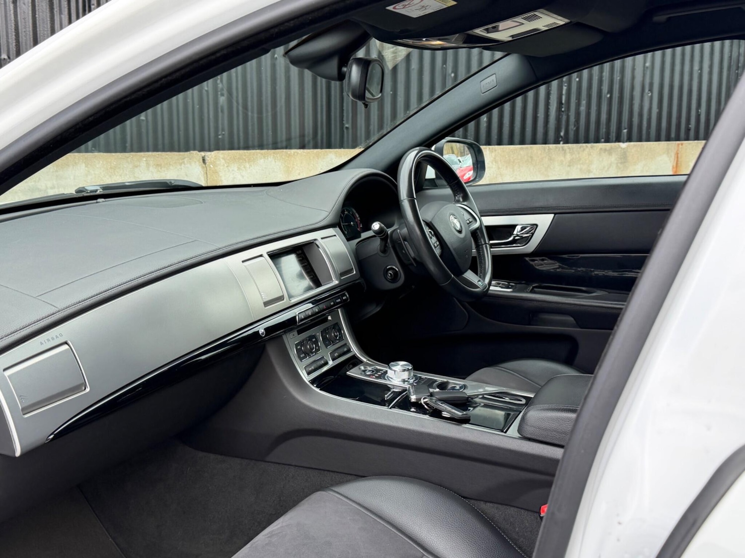 Used Jaguar XF 2014 for sale - 78116503: Photo 52