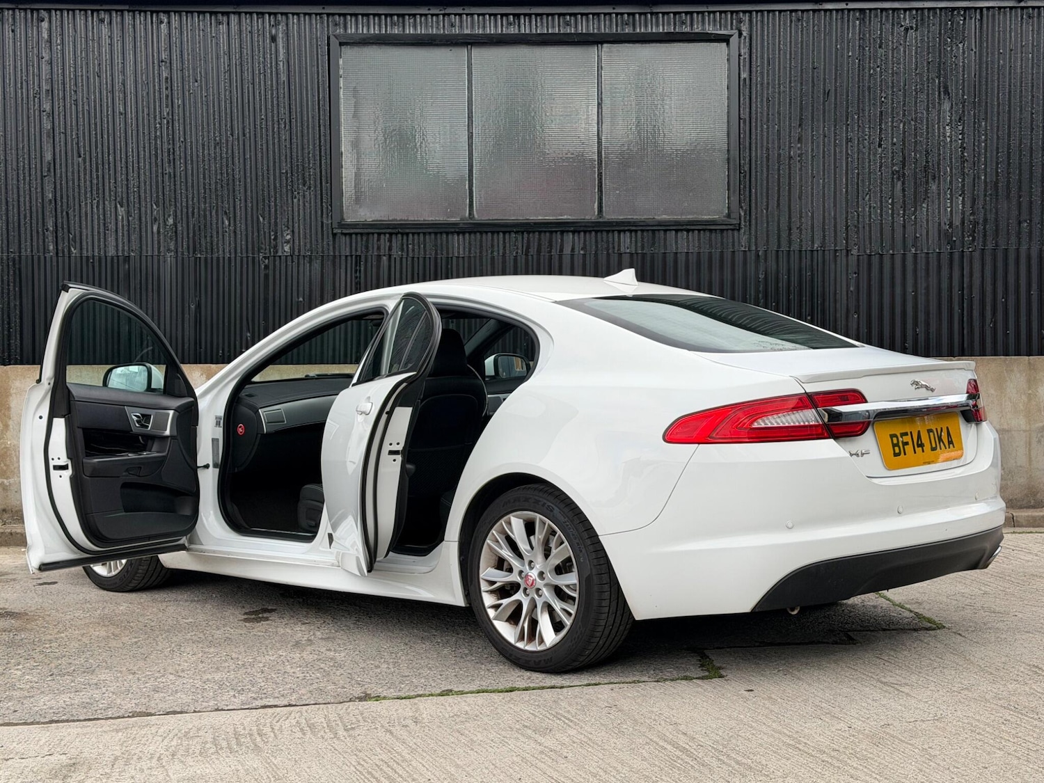 Used Jaguar XF 2014 for sale - 78116503: Photo 7