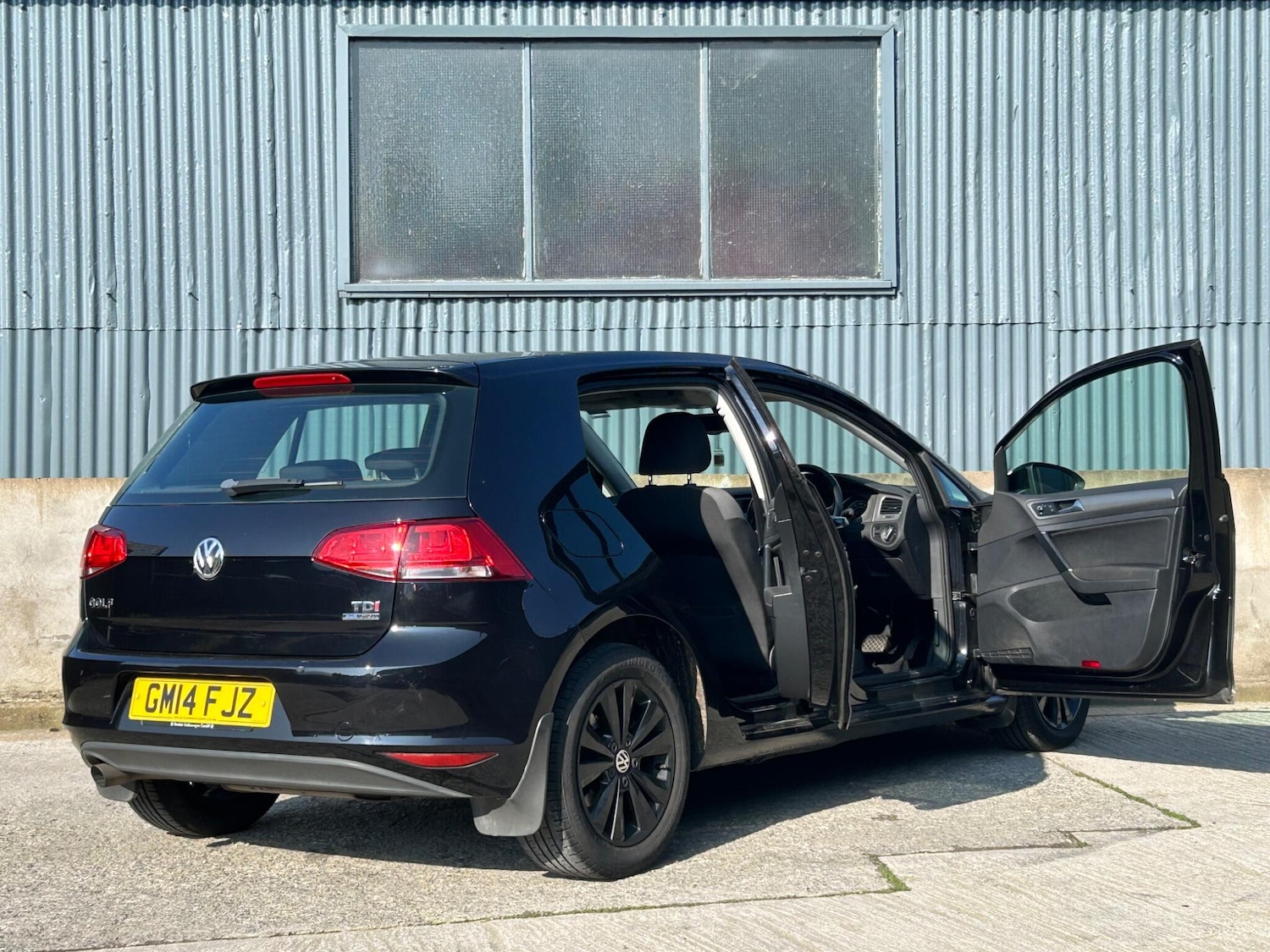 Used Volkswagen Golf 2014 for sale - 77768936: Photo 12