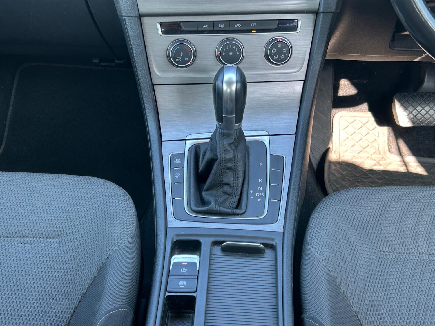 Used Volkswagen Golf 2014 for sale - 77768936: Photo 15