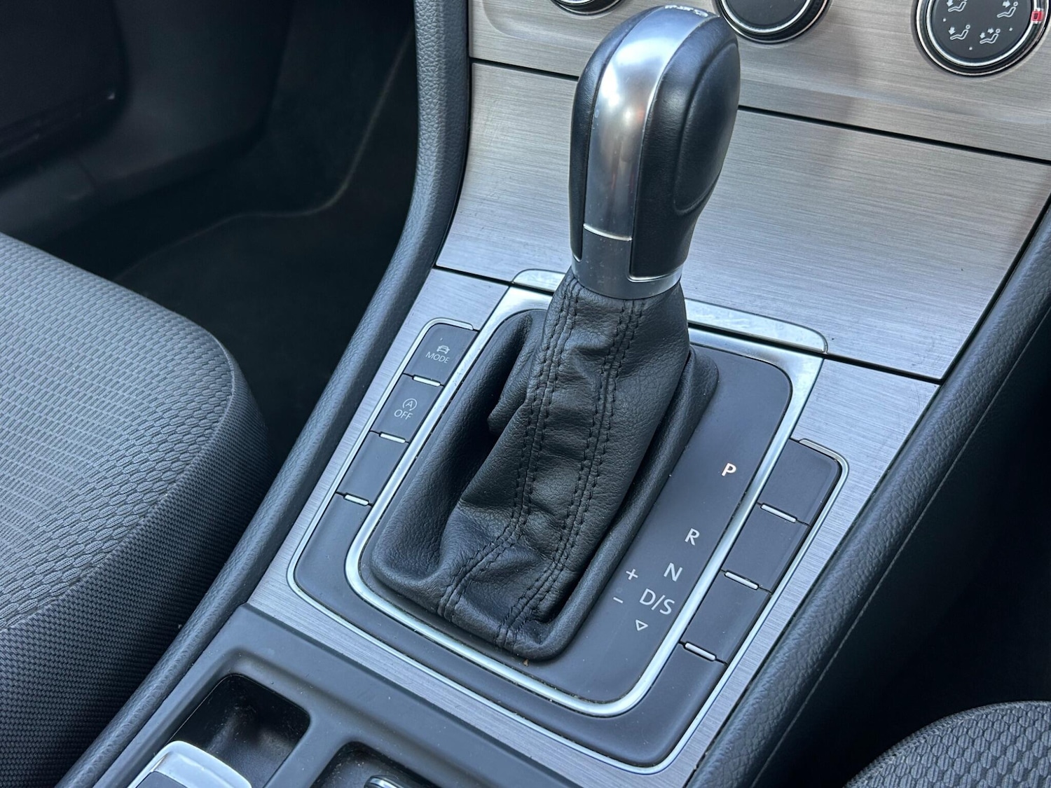 Used Volkswagen Golf 2014 for sale - 77768936: Photo 16