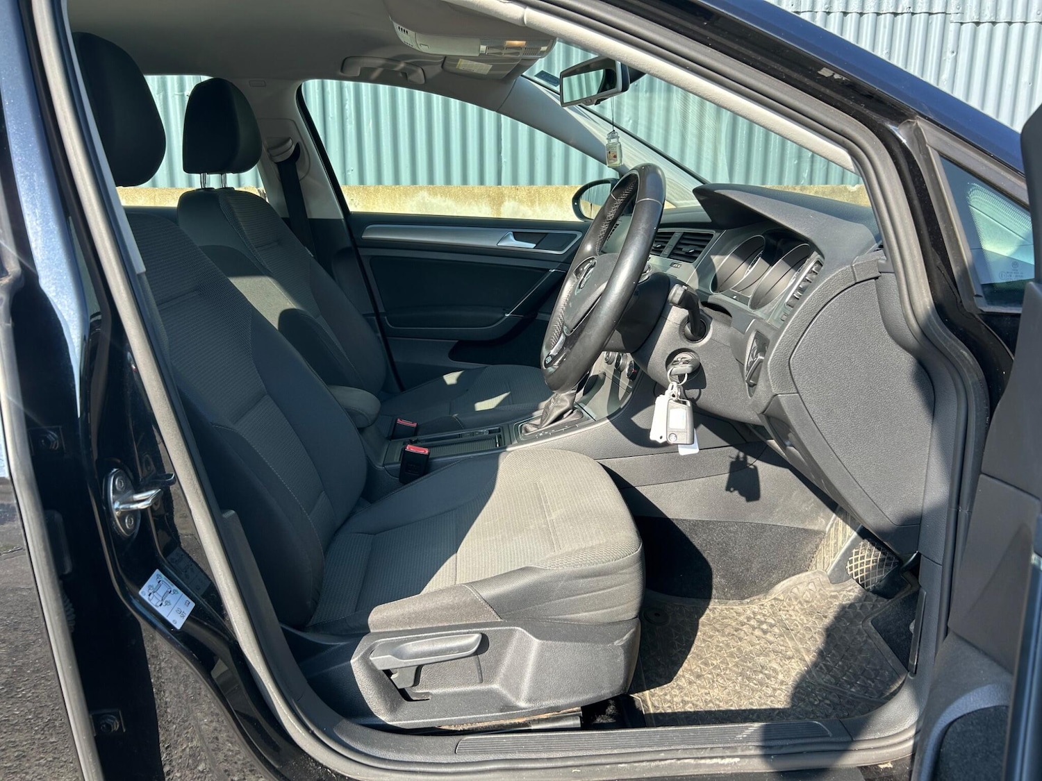 Used Volkswagen Golf 2014 for sale - 77768936: Photo 22