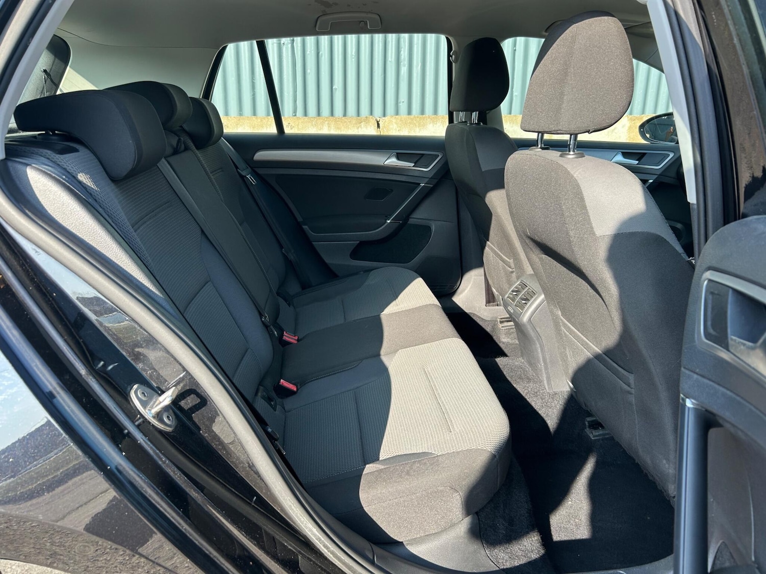 Used Volkswagen Golf 2014 for sale - 77768936: Photo 27