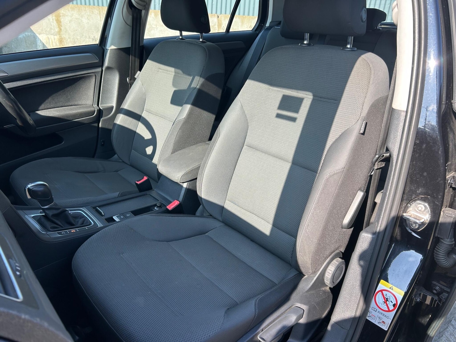 Used Volkswagen Golf 2014 for sale - 77768936: Photo 47