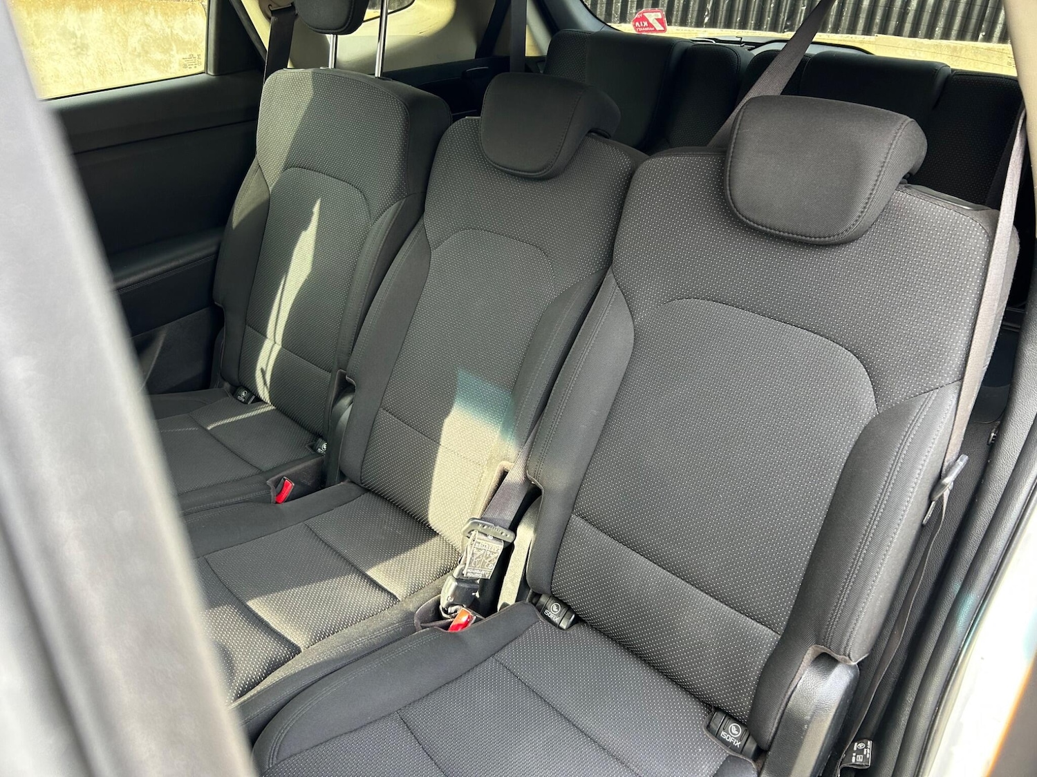 Used Kia Carens for sale - 77769595: Photo 29