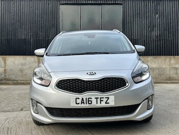 Used Kia Carens 2016 for sale - 77769595: Photo