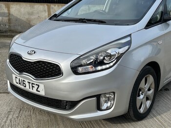 Used Kia Carens 2016 for sale - 77769595: Photo