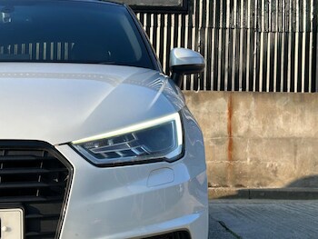 Used Audi A1 2015 for sale - 77683494: Photo