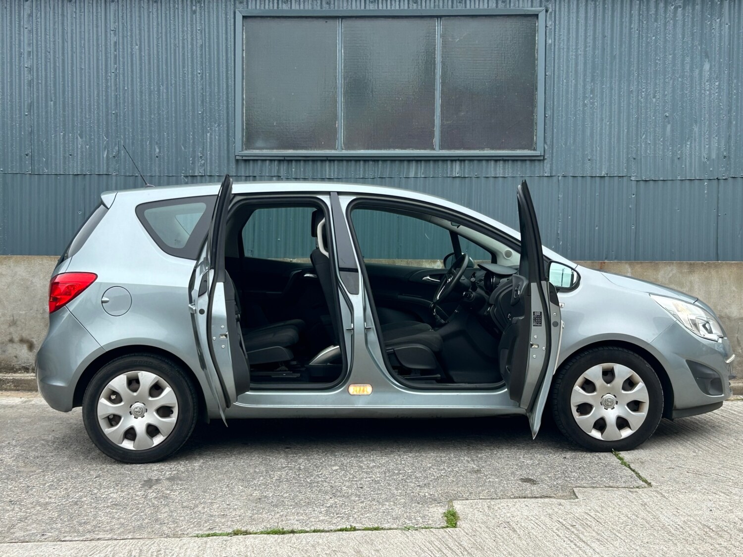 Used Vauxhall Meriva 2011 for sale - 76384268: Photo 17