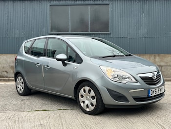 2011 (61) - 1.3 CDTi Exclusiv 5dr