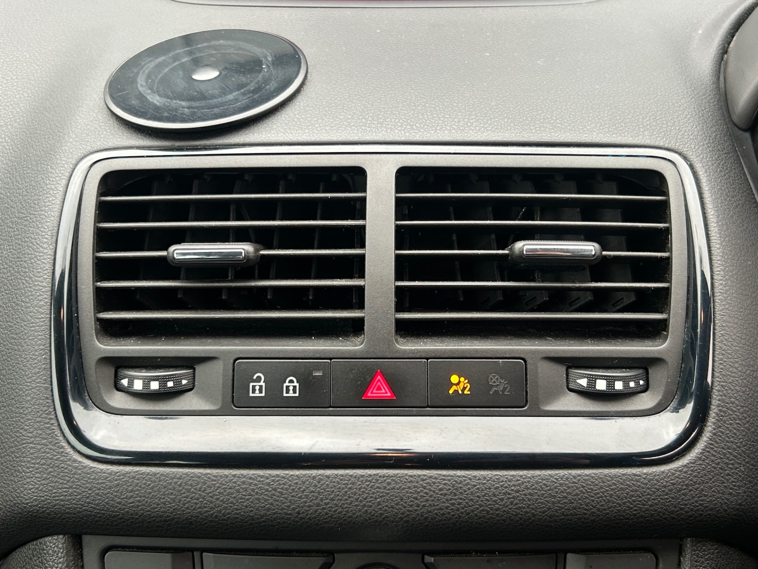 Used Vauxhall Meriva 2011 for sale - 76384268: Photo 23