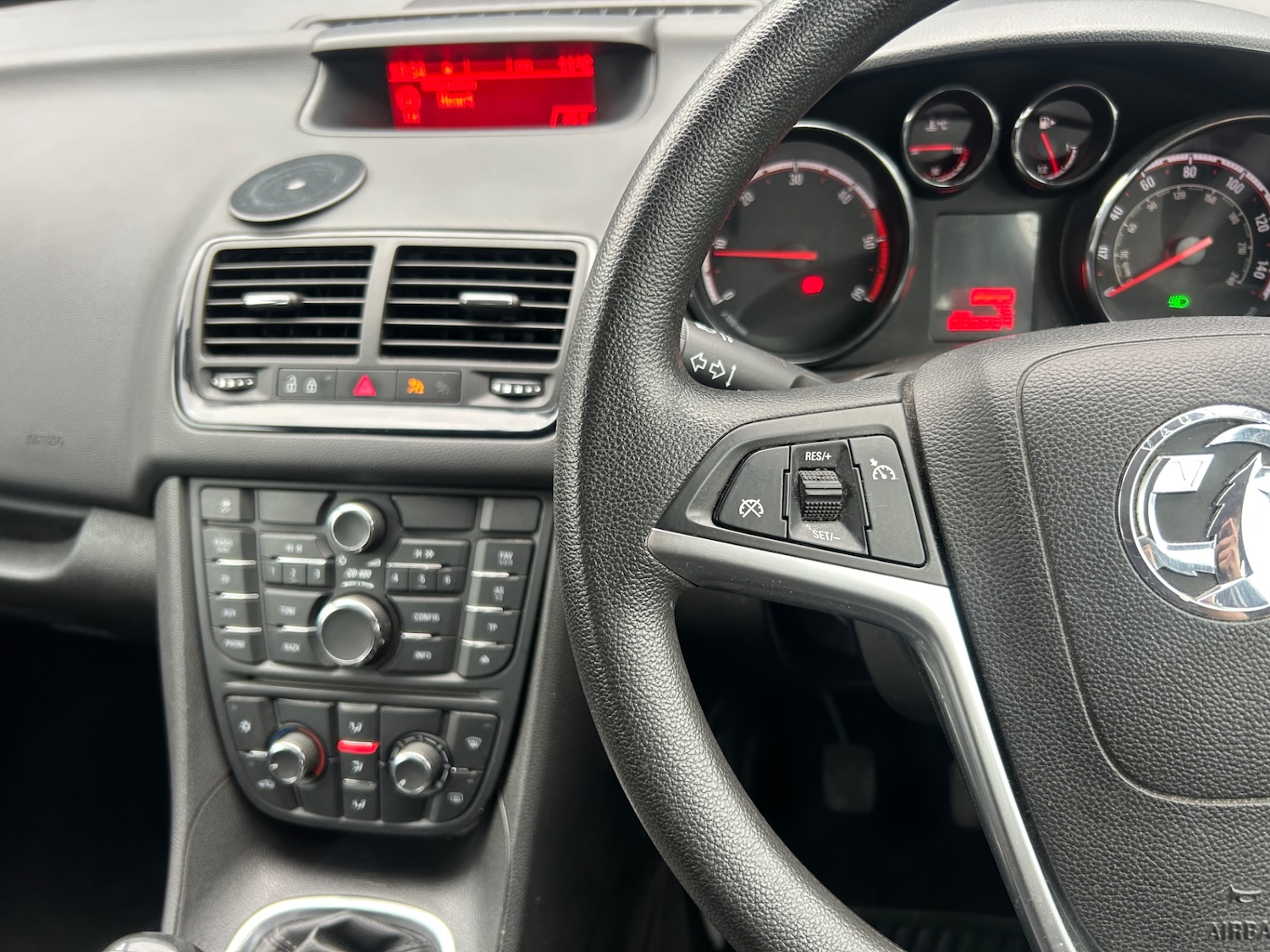 Used Vauxhall Meriva 2011 for sale - 76384268: Photo 26