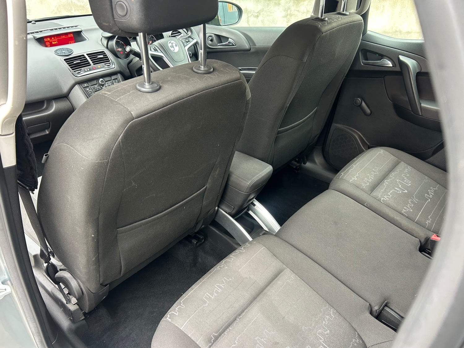 Used Vauxhall Meriva 2011 for sale - 76384268: Photo 31