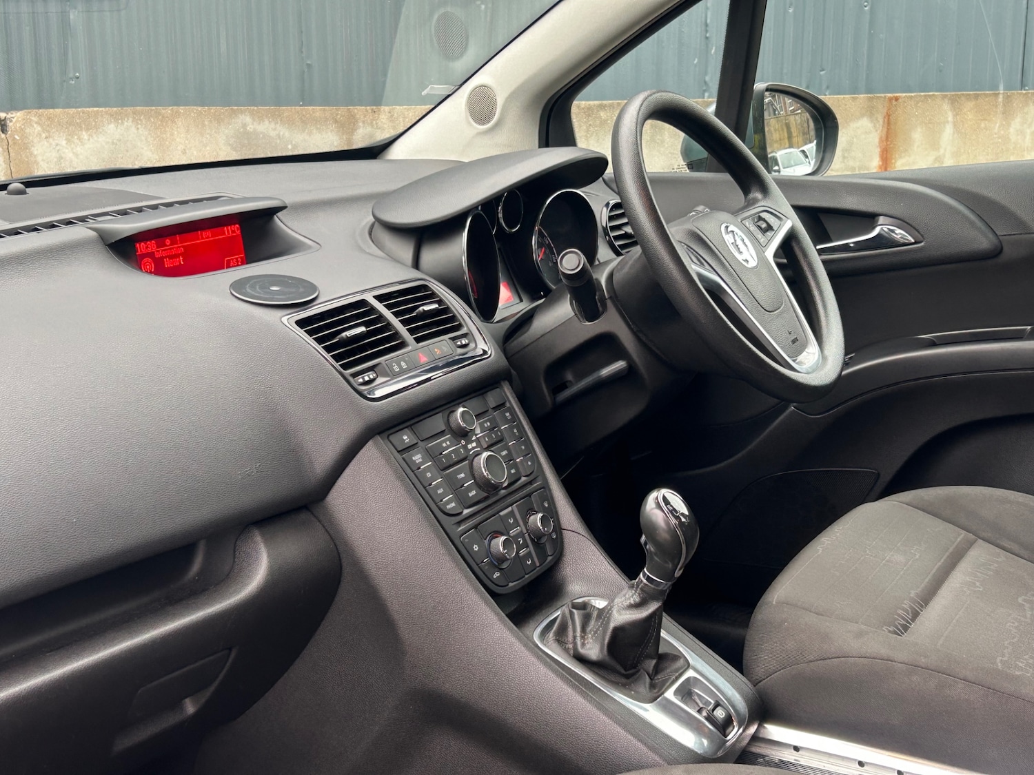 Used Vauxhall Meriva 2011 for sale - 76384268: Photo 33