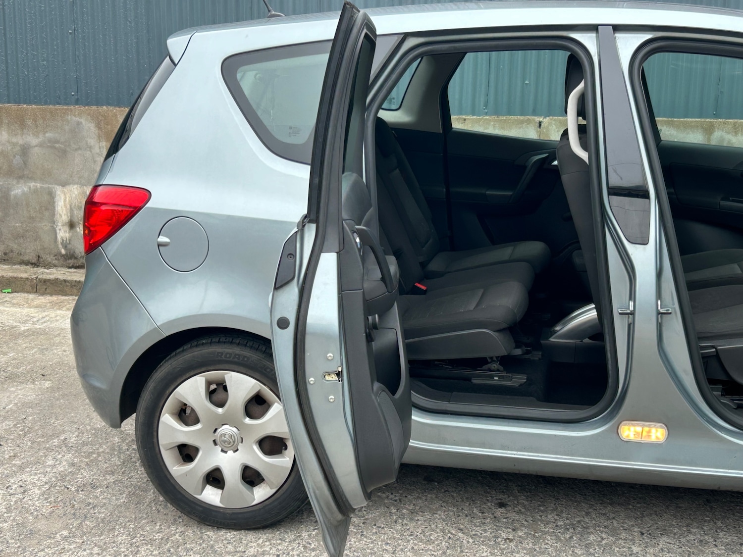 Used Vauxhall Meriva 2011 for sale - 76384268: Photo 43