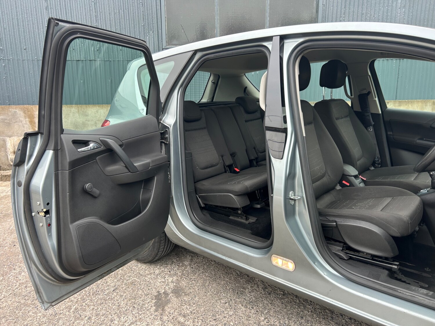 Used Vauxhall Meriva 2011 for sale - 76384268: Photo 7