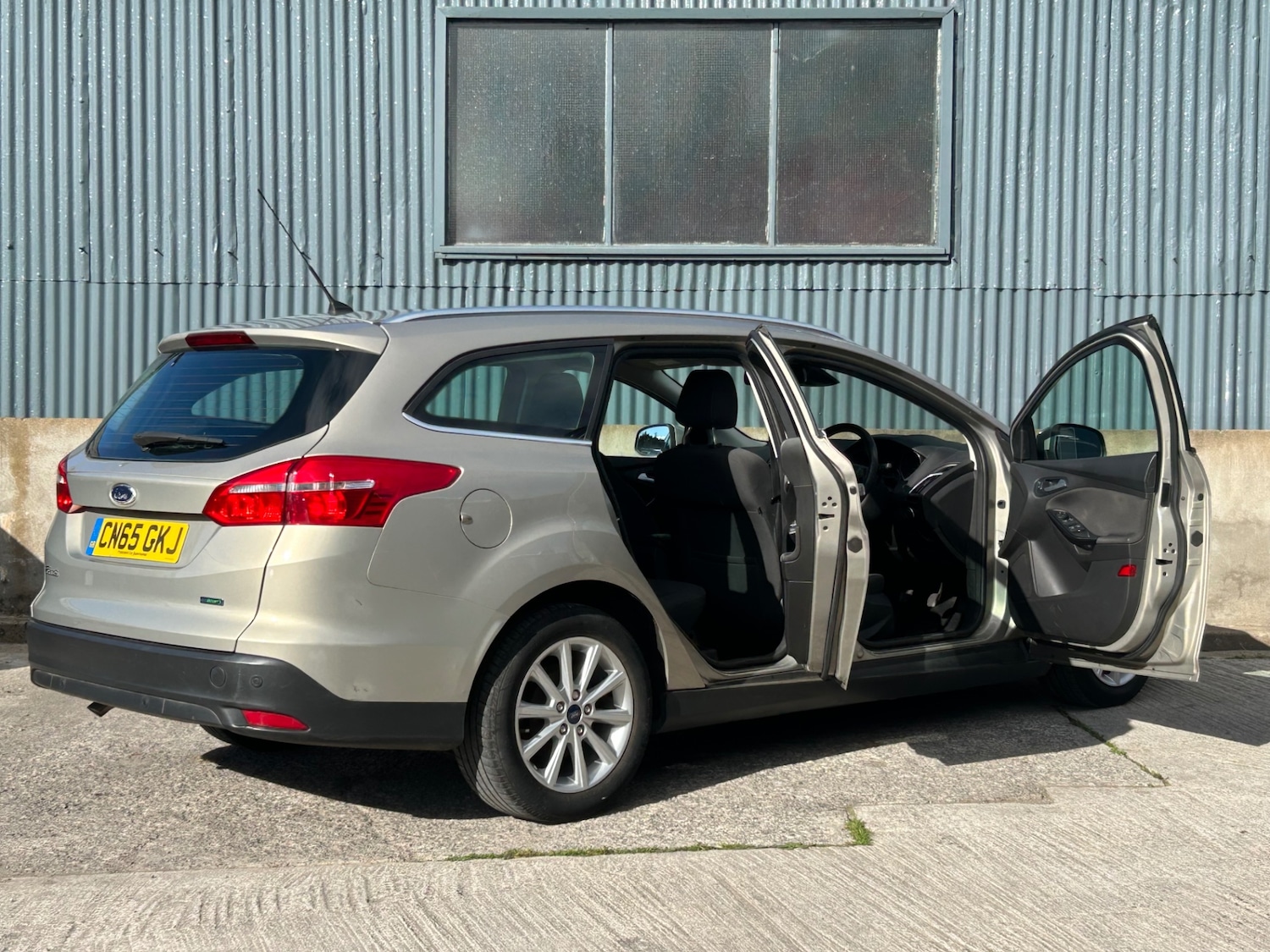 Used Ford Focus 2015 for sale - 76206724: Photo 17