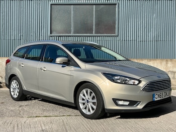 2015 (65) - 1.0 EcoBoost 125 Titanium 5dr