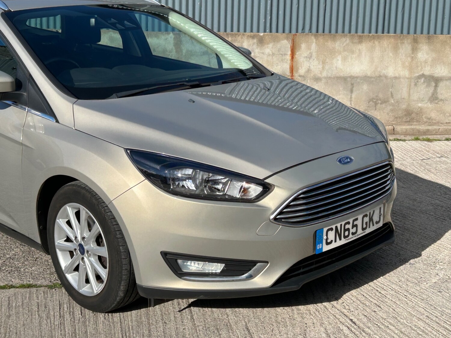 Used Ford Focus 2015 for sale - 76206724: Photo 2