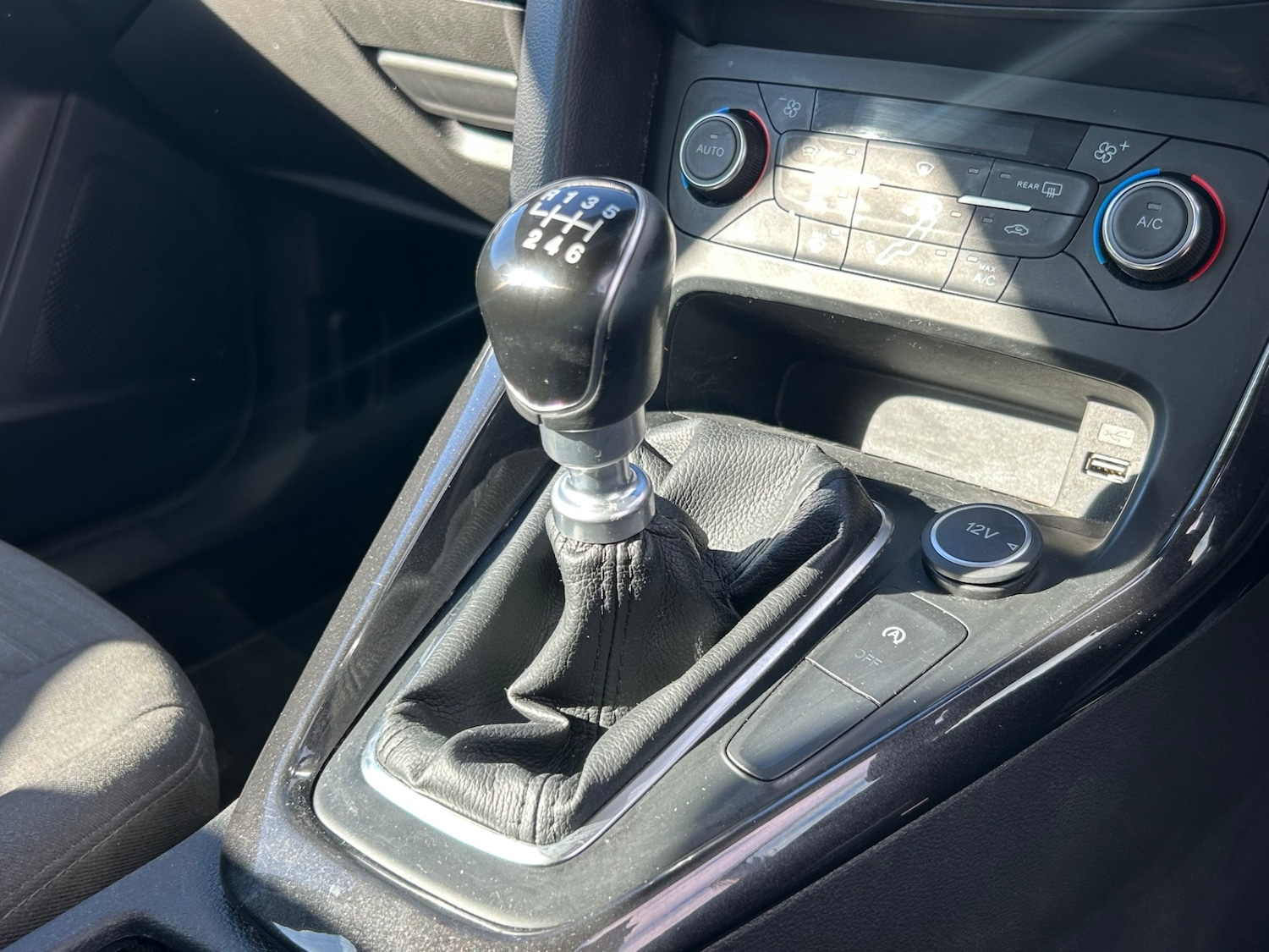 Used Ford Focus 2015 for sale - 76206724: Photo 28