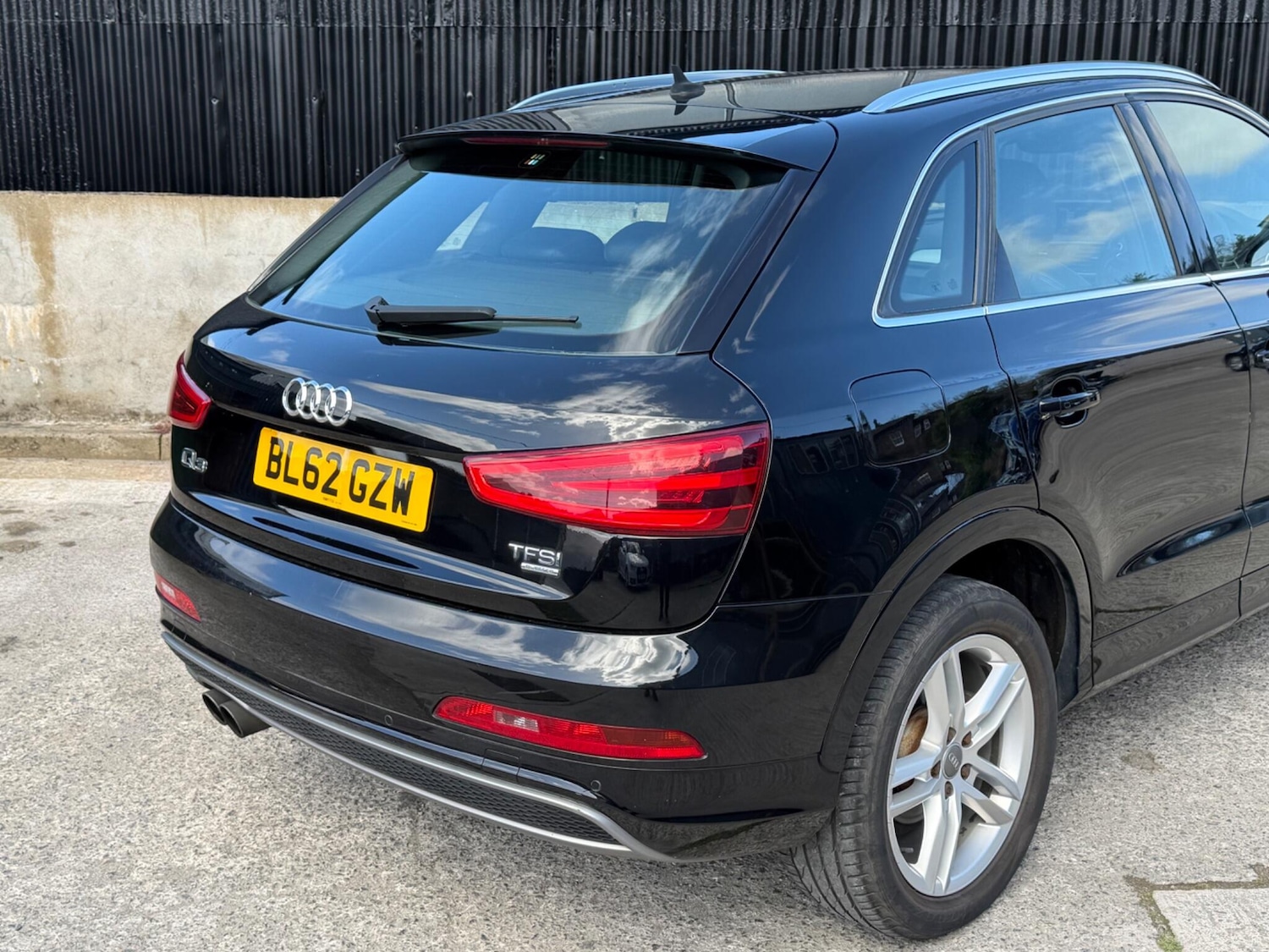 Used Audi Q3 2013 for sale - 78072074: Photo 11