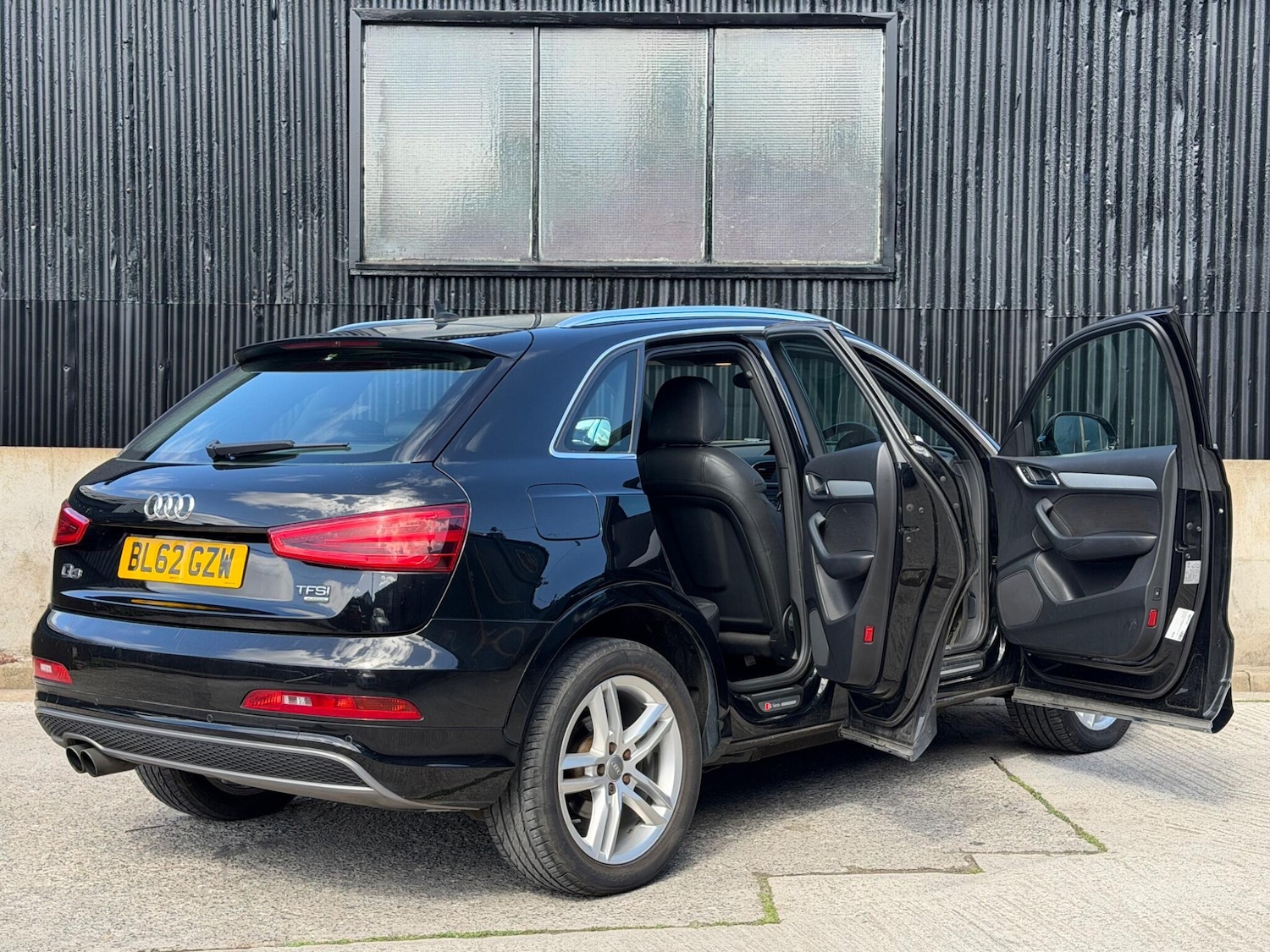 Used Audi Q3 2013 for sale - 78072074: Photo 12