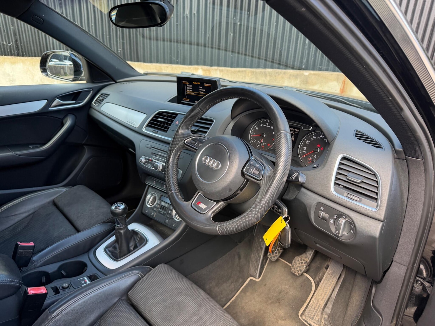 Used Audi Q3 2013 for sale - 78072074: Photo 17