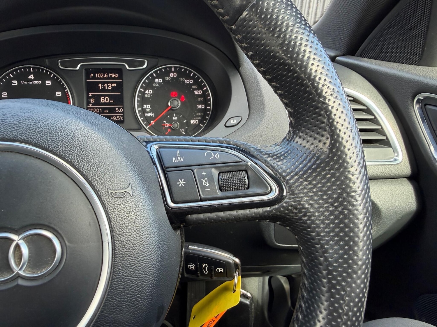 Used Audi Q3 2013 for sale - 78072074: Photo 28