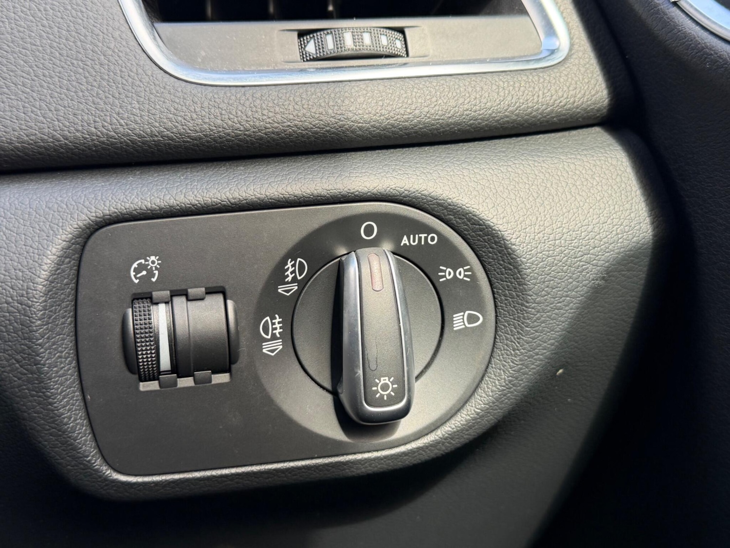 Used Audi Q3 2013 for sale - 78072074: Photo 29