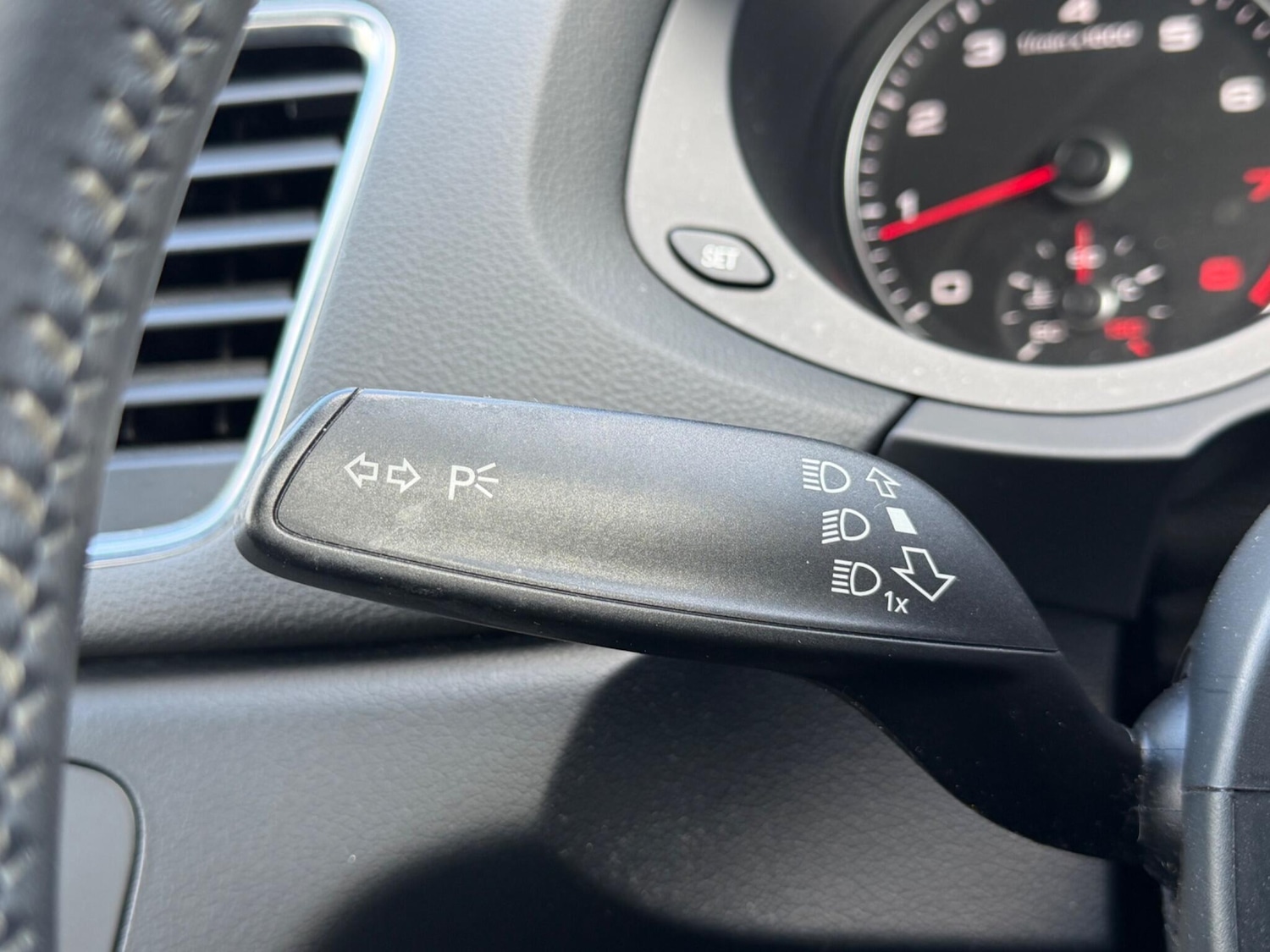 Used Audi Q3 2013 for sale - 78072074: Photo 31