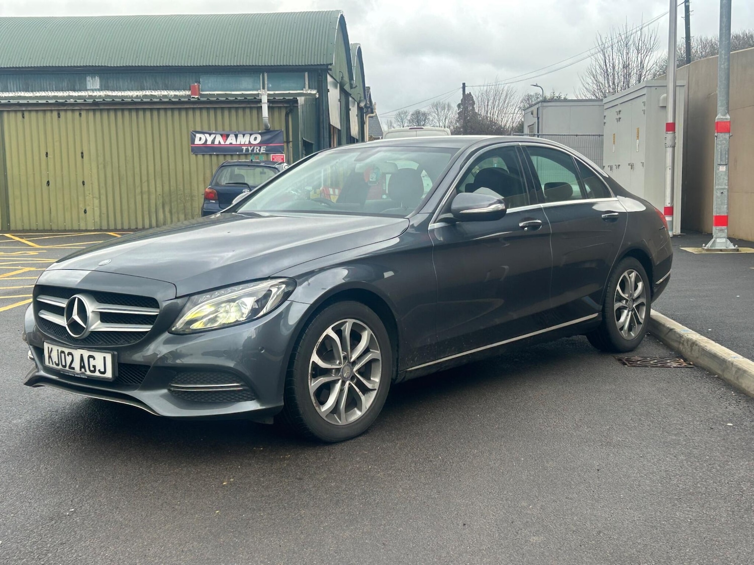 Used Mercedes-Benz C Class 2014 for sale - 77305514: Photo 3