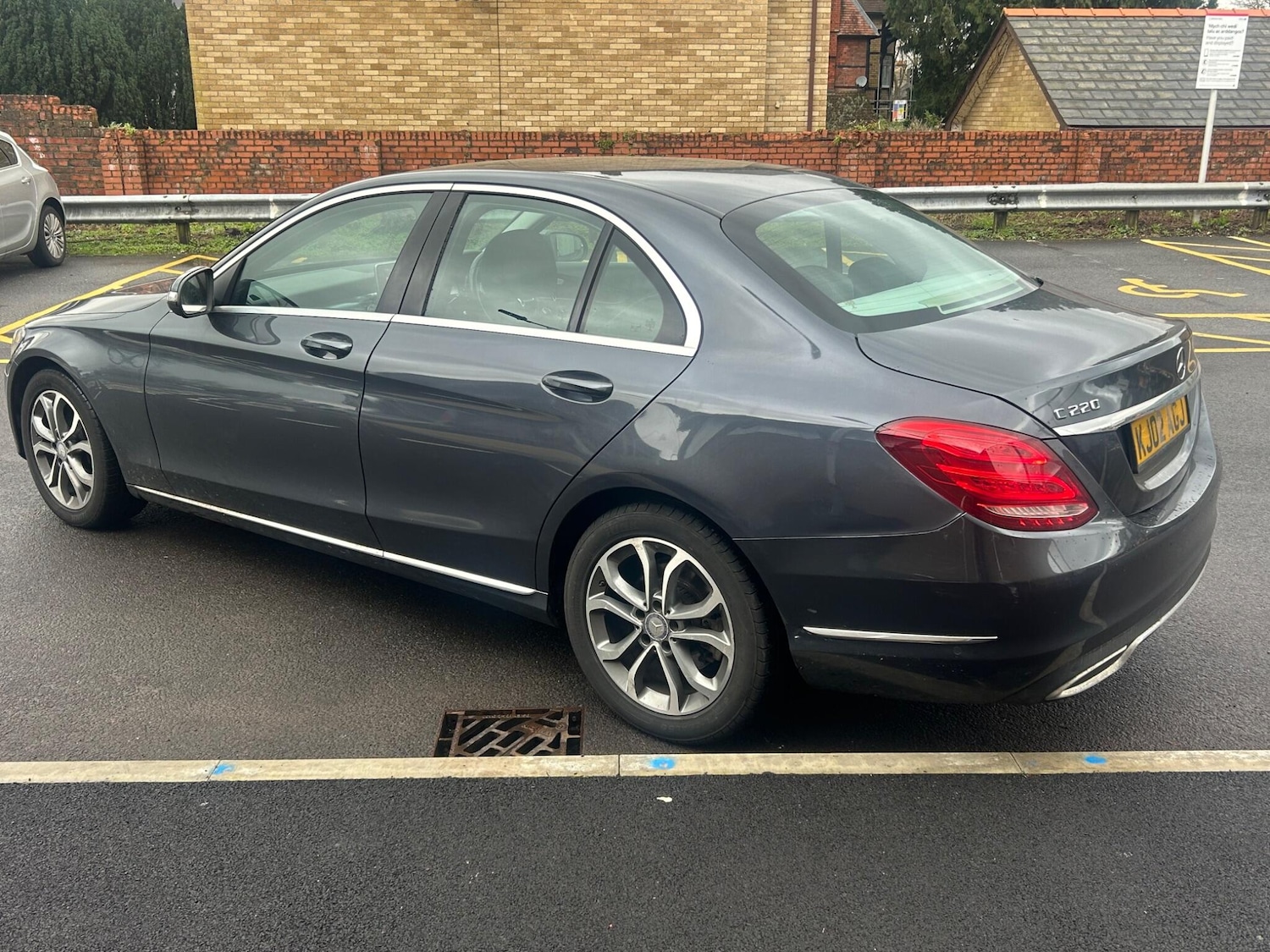 Used Mercedes-Benz C Class 2014 for sale - 77305514: Photo 6
