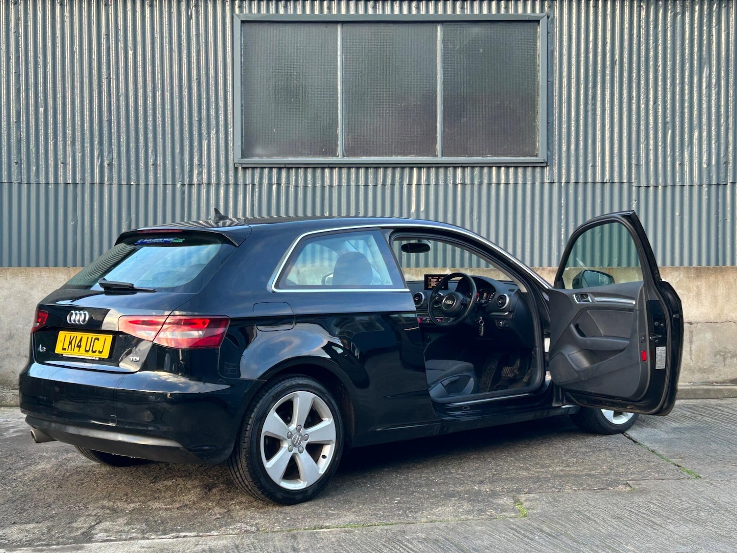 Used Audi A3 2014 for sale - 77377265: Photo 16