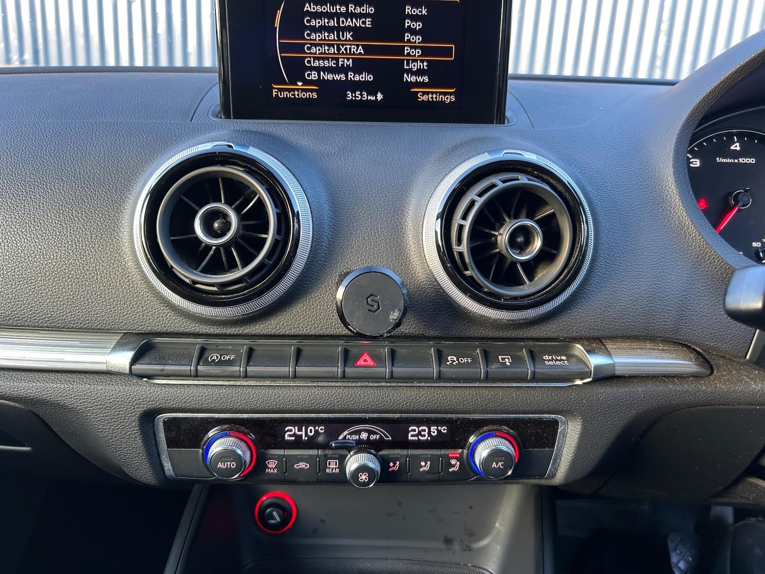 Used Audi A3 2014 for sale - 77377265: Photo 42