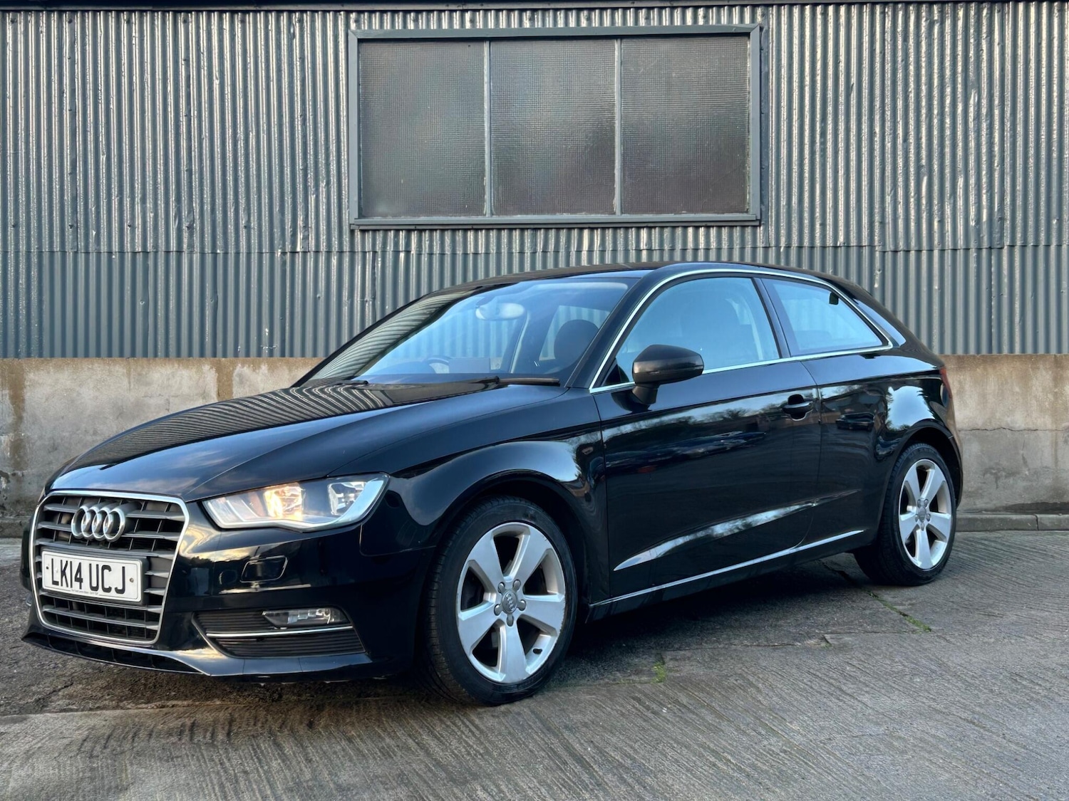 Used Audi A3 2014 for sale - 77377265: Photo 8