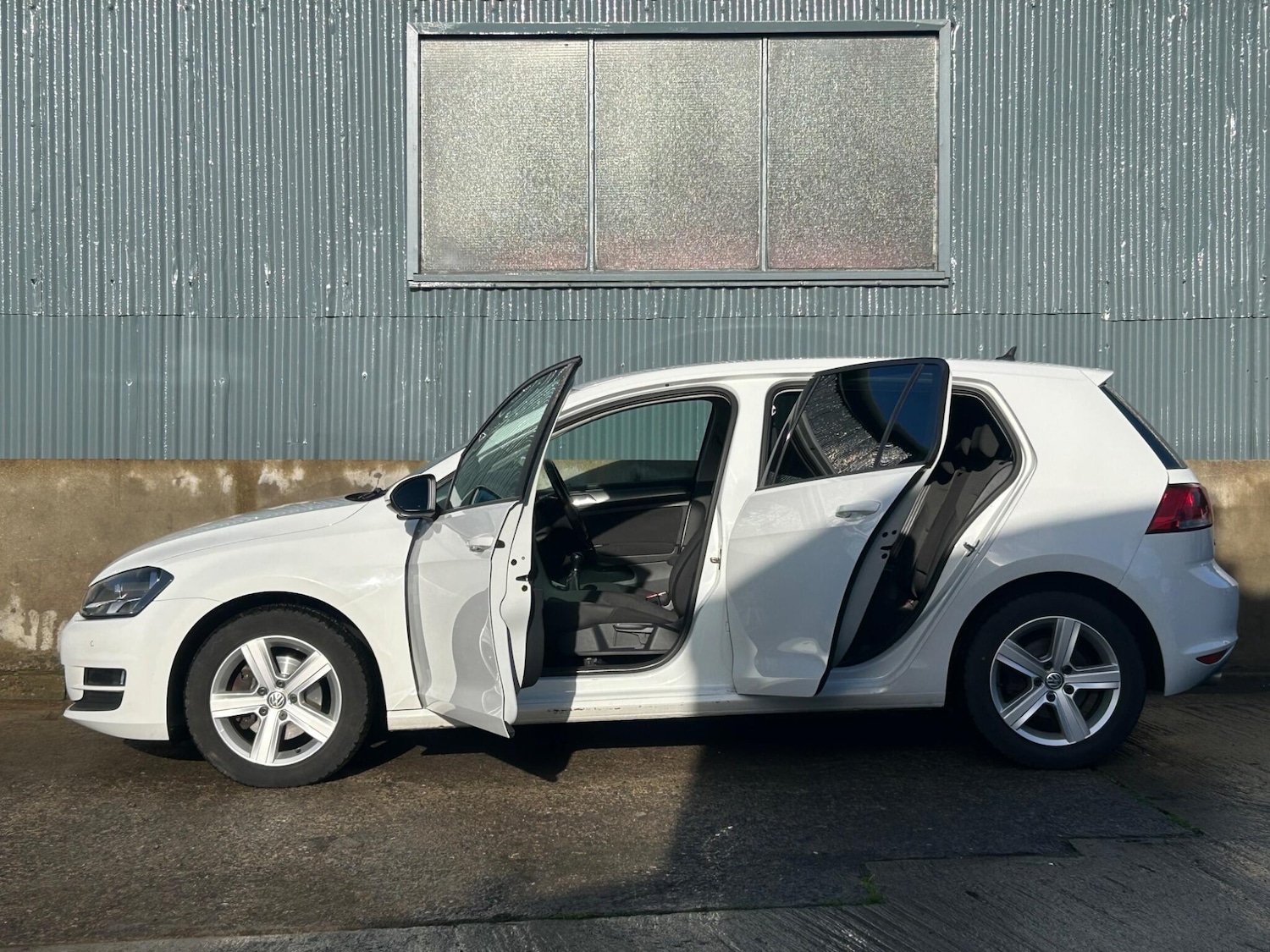 Used Volkswagen Golf 2015 for sale - 77238558: Photo 11