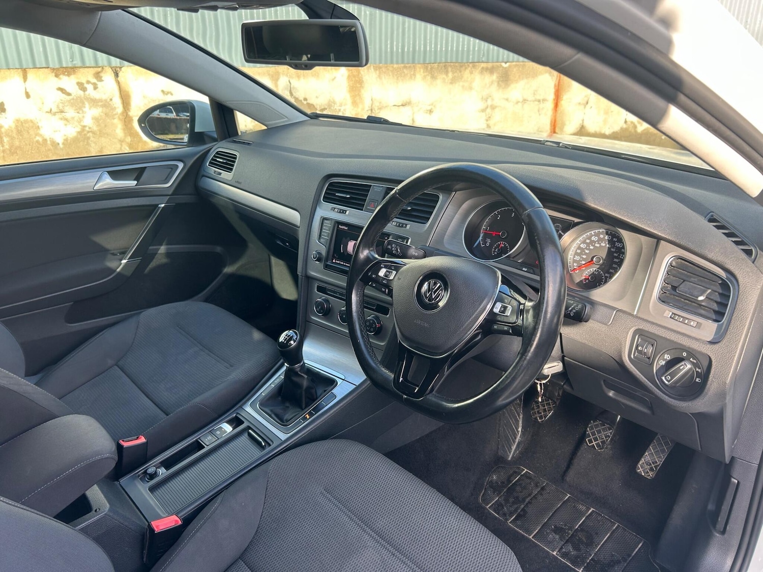 Used Volkswagen Golf 2015 for sale - 77238558: Photo 21