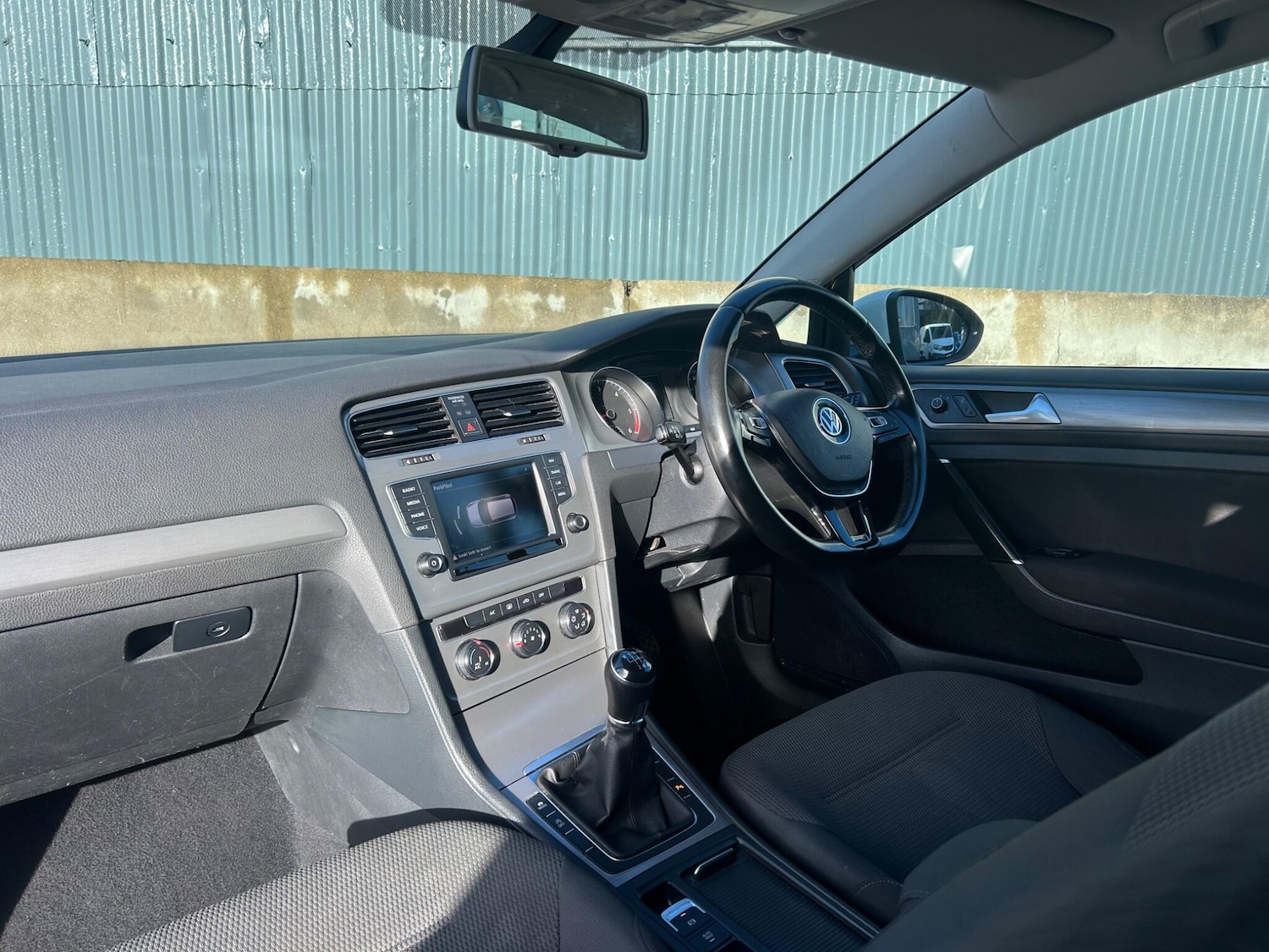 Used Volkswagen Golf 2015 for sale - 77238558: Photo 23