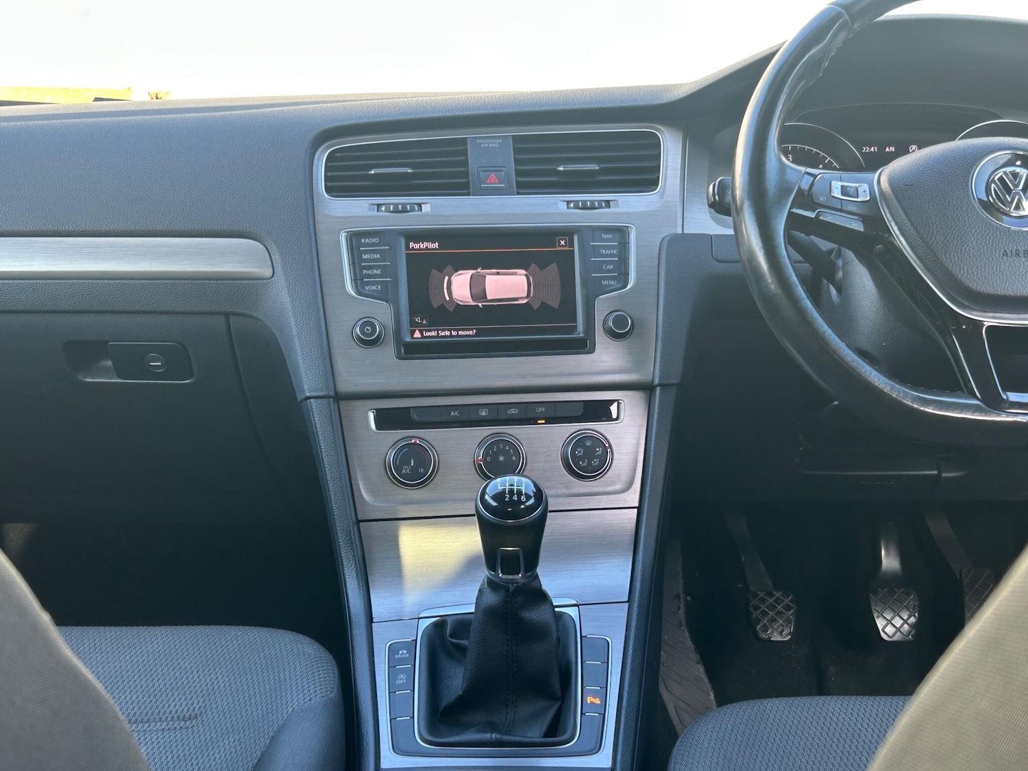 Used Volkswagen Golf 2015 for sale - 77238558: Photo 25