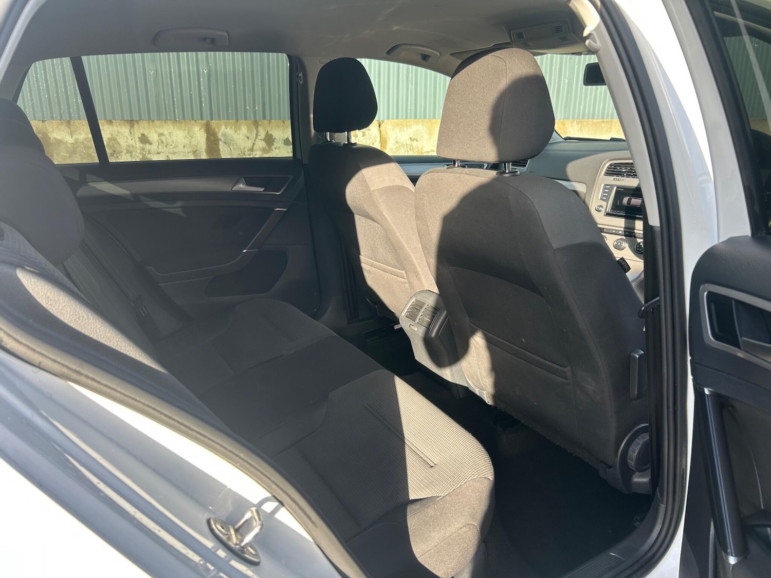 Used Volkswagen Golf 2015 for sale - 77238558: Photo 30