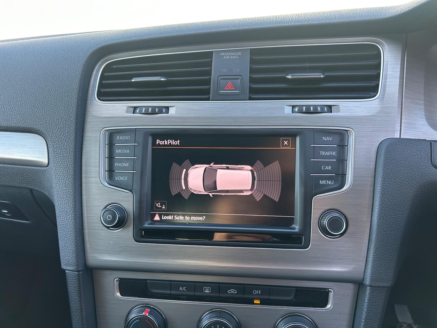 Used Volkswagen Golf 2015 for sale - 77238558: Photo 53