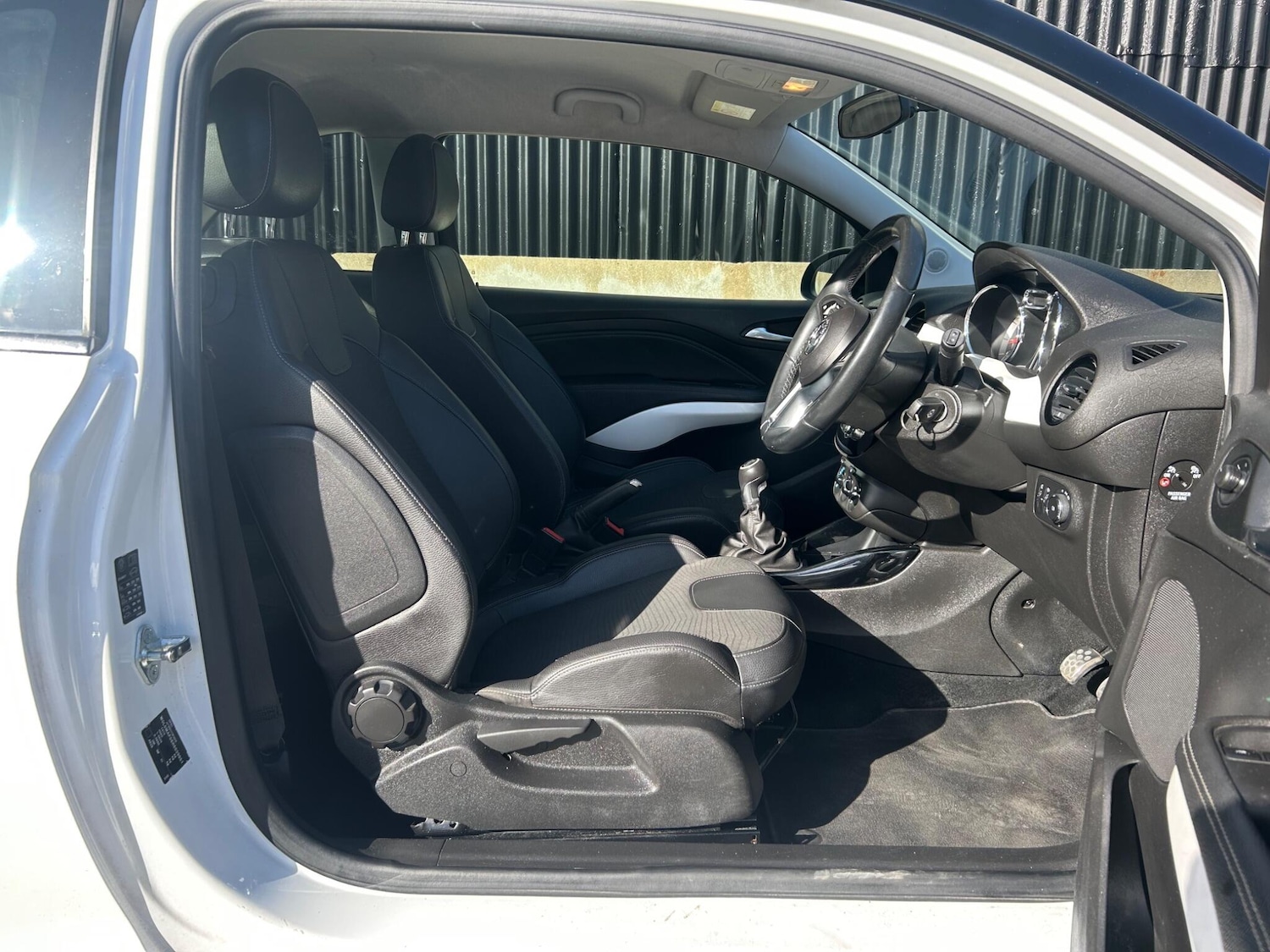 Used Vauxhall ADAM 2017 for sale - 77853853: Photo 18