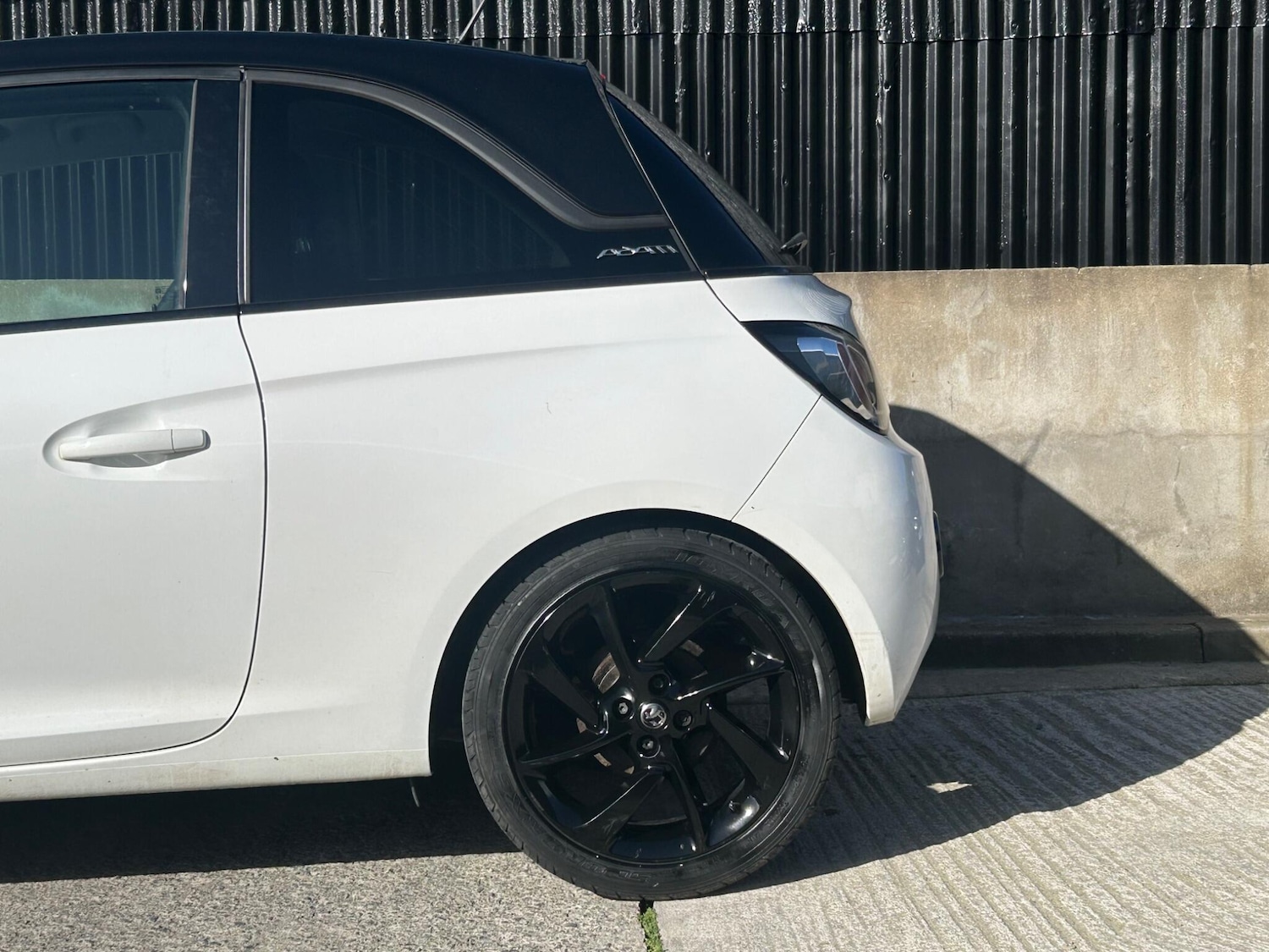 Used Vauxhall ADAM 2017 for sale - 77853853: Photo 31