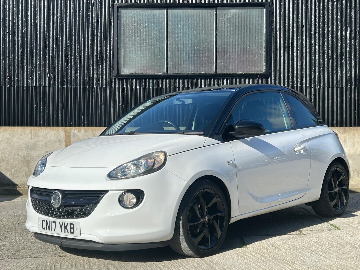 Used Vauxhall ADAM 2017 for sale - 77853853: Photo 5