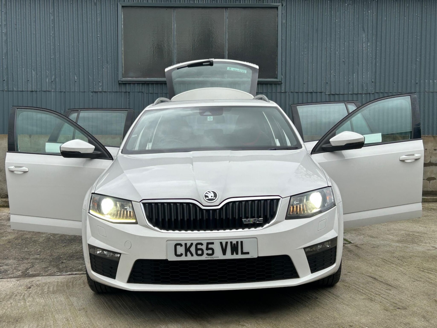 Used Skoda Octavia 2015 for sale - 77496911: Photo 2