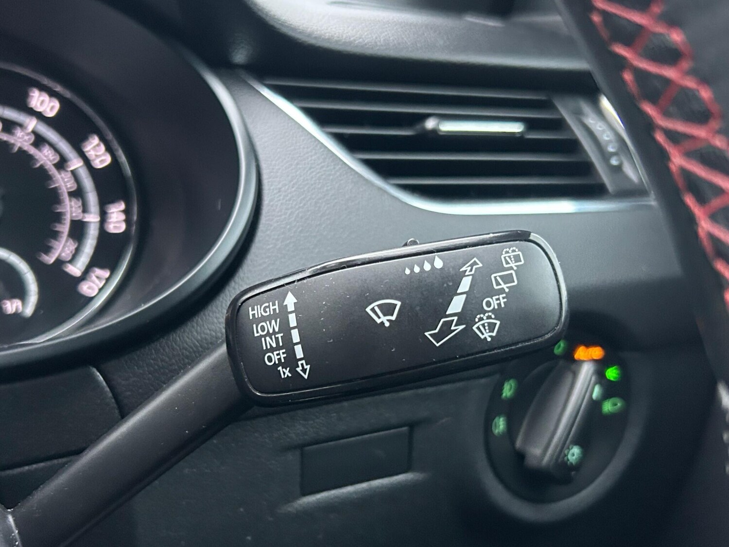 Used Skoda Octavia 2015 for sale - 77496911: Photo 32