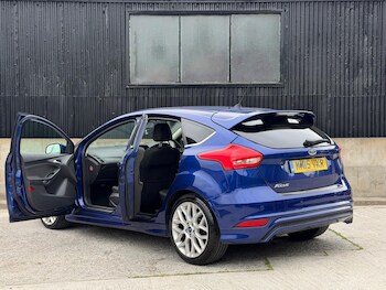 Used Ford Focus 2015 for sale - 78416236: Photo